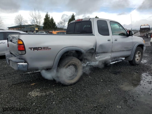 2002 Toyota Tundra SR5 with VIN 5TBBT44102S238756, listed as a Copart auction lot 48167535 with 252,665 mi miles and Salvage Title. Bid and sale history available at carsss.com. Image 3.