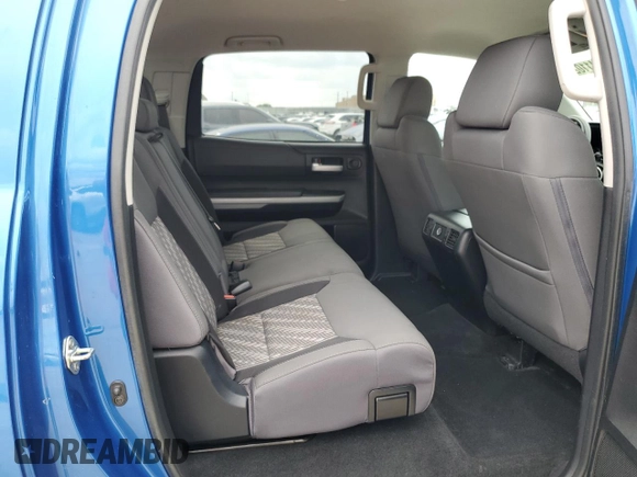 2018 Toyota Tundra 2WD SR5 with VIN 5TFEM5F13JX131018, listed as a Copart auction lot 64110284 with 119,712 mi miles and Clean Title. Bid and sale history available at carsss.com. Image 10.