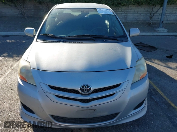 2007 Toyota Yaris with VIN JTDBT923771127215, listed as a IAAI auction lot 41647533 with 207,248 mi miles. Bid and sale history available at carsss.com. Image 13.