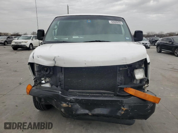 2005 Chevrolet Express Cargo z VIN 1GCFG15T251176760, wystawiony jako Copart lot #42026255 z przebiegiem 265 846 mil mil oraz Szkoda całkowita • Salvage title. Historia ofert i sprzedaży dostępna na DreamBid. Obrazek 5.
