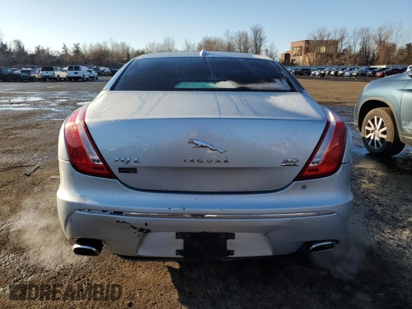 2013 Jaguar XJ Portfolio with VIN SAJWJ2GD3D8V47266, listed as a Copart auction lot 46824695 with 157,151 mi miles and Salvage title. Bid and sale history available at DreamBid. Image 6.