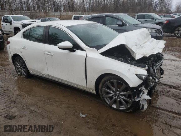 2019 Mazda 3 Preferred with VIN 3MZBPADLXKM108122, listed as a Copart auction lot 84527904 with Not Provided miles and Clean Title. Bid and sale history available at DreamBid. Image 4.