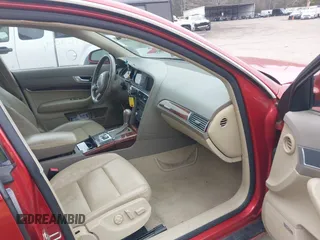 2005 Audi A6 z VIN WAUDL74F35N043528, wystawiony jako IAAI lot #41762691 z przebiegiem 126 570 mil mil oraz . Historia ofert i sprzedaży dostępna na DreamBid. Obrazek 5.