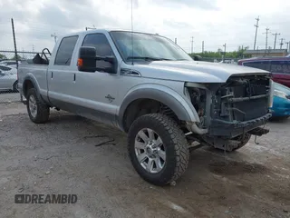 2011 Ford F-250 XL z VIN 1FT7W2BT3BEB38069, wystawiony jako IAAI lot #42109185 z przebiegiem 194 380 mil mil oraz . Historia ofert i sprzedaży dostępna na DreamBid. Obrazek 1.