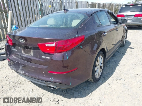 2015 Kia Optima EX with VIN 5XXGN4A70FG392200, listed as a IAAI auction lot 41922894 with 237,454 mi miles. Bid and sale history available at carsss.com. Image 4.