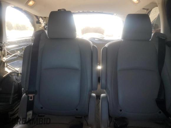 2019 Honda Odyssey EX-L z VIN 5FNRL6H79KB045249, wystawiony jako Copart lot #57108075 z przebiegiem 86 038 mil mil oraz Szkoda całkowita • Salvage title. Historia ofert i sprzedaży dostępna na DreamBid. Obrazek 10.