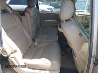 2005 Honda Odyssey EX-L with VIN 5FNRL38705B087733, listed as a IAAI auction lot 42165084 with 254,357 mi miles. Bid and sale history available at carsss.com. Image 8.