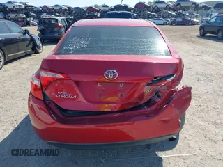 2018 Toyota Corolla L z VIN 2T1BURHE1JC011808, wystawiony jako IAAI lot #42289116 z przebiegiem 124 379 mil mil oraz . Historia ofert i sprzedaży dostępna na DreamBid. Obrazek 16.