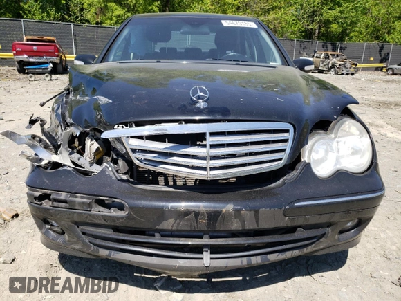 2007 Mercedes-Benz C 280 Luxury with VIN WDBRF92H97F921605, listed as a Copart auction lot 54670135 with 144,373 mi miles and Salvage title. Bid and sale history available at DreamBid. Image 5.