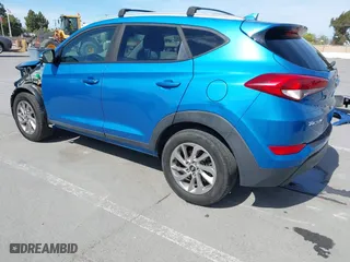 2017 Hyundai Tucson SE Plus with VIN KM8J33A40HU447071, listed as a IAAI auction lot 42024547 with 86,406 mi miles. Bid and sale history available at carsss.com. Image 3.