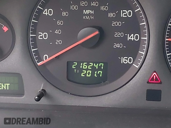 2002 Volvo V70 with VIN YV1SW58D621191782, listed as a IAAI auction lot 41736536 with 216,247 mi miles and . Bid and sale history available at DreamBid. Image 15.