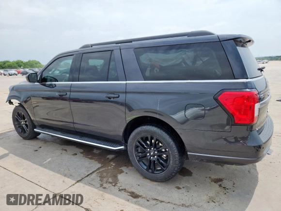 2022 Ford Expedition Max XLT z VIN 1FMJK1HT8NEA62920, wystawiony jako Copart lot #57080095 z przebiegiem 25 632 mil mil oraz Szkoda całkowita • Salvage title. Historia ofert i sprzedaży dostępna na DreamBid. Obrazek 2.