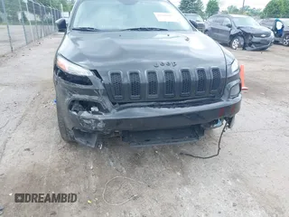 2016 Jeep Cherokee Sport with VIN 1C4PJMAB9GW323280, listed as a IAAI auction lot 42366989 with 151,332 mi miles and . Bid and sale history available at DreamBid. Image 6.