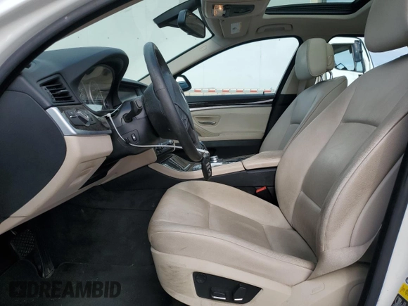 2012 BMW 5 Series 528i xDrive with VIN WBAXH5C54CDW04236, listed as a Copart auction lot 62164515 with 95,925 mi miles and Clean title. Bid and sale history available at DreamBid. Image 7.