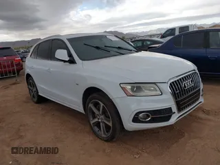 2016 Audi Q5 Premium Plus with VIN WA1D7AFPXGA064181, listed as a IAAI auction lot 41727978 with 156,352 mi miles. Bid and sale history available at carsss.com. Image 1.