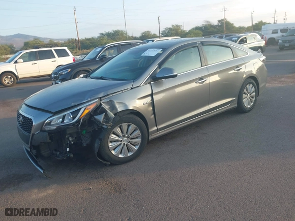 2017 Hyundai Sonata Hybrid SE with VIN KMHE24L35HA074609, listed as a IAAI auction lot 41177631 with 109,259 mi miles. Bid and sale history available at carsss.com. Image 18.