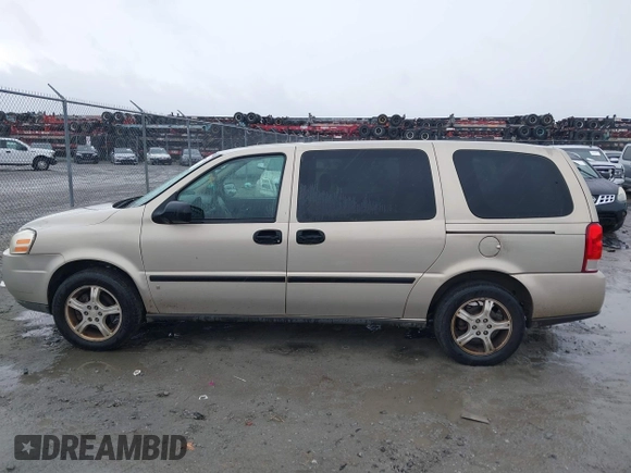 2007 Chevrolet Uplander LS Fleet z VIN 1GNDV23107D141034, wystawiony jako IAAI lot #41070034 z przebiegiem 231 907 mil mil oraz . Historia ofert i sprzedaży dostępna na DreamBid. Obrazek 15.