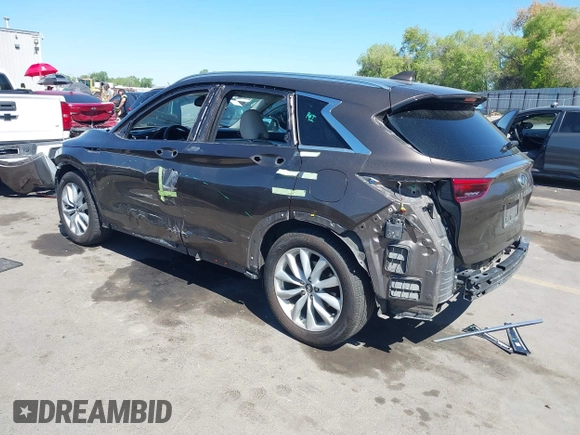 2019 Infiniti QX50 Essential с VIN 3PCAJ5M3XKF107256, выставлен на аукционе IAAI как лот 42184053 с пробегом 103 207 миль миль и . История ставок и продаж доступна на DreamBid. Изображение 3.