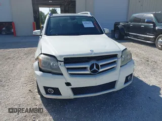 2010 Mercedes-Benz GLK with VIN WDCGG8HB6AF322004, listed as a IAAI auction lot 41902156 with 116,872 mi miles. Bid and sale history available at carsss.com. Image 6.