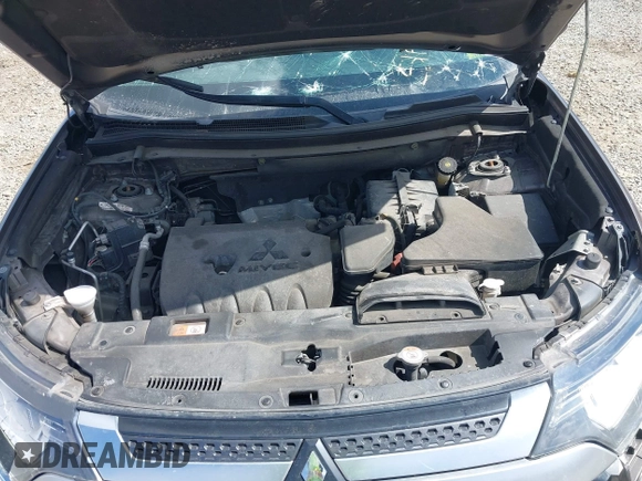 2020 Mitsubishi Outlander ES z VIN JA4AZ3A33LZ015378, wystawiony jako IAAI lot #41887351 z przebiegiem 113 349 mil mil oraz . Historia ofert i sprzedaży dostępna na DreamBid. Obrazek 10.