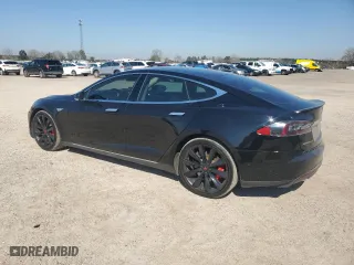 2015 Tesla Model S 85D with VIN 5YJSA1H24FFP69872, listed as a Copart auction lot 46040935 with 113376 miles and Clean Title. Bid and sale history available at carsss.com. Image 2.