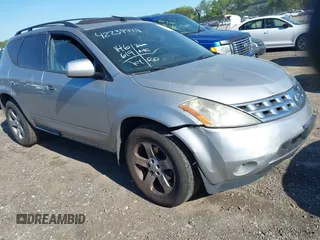 2005 Nissan Murano SL z VIN JN8AZ08W55W432899, wystawiony jako IAAI lot #42239445 z przebiegiem 146 619 mil mil oraz . Historia ofert i sprzedaży dostępna na DreamBid. Obrazek 1.