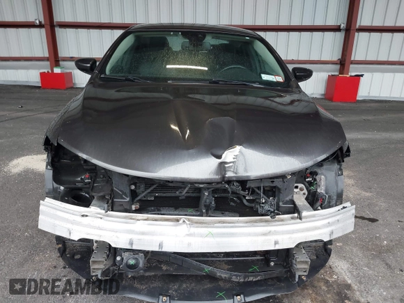 2015 Chrysler 200 C with VIN 1C3CCCCG5FN520080, listed as a IAAI auction lot 40432325 with 148,804 mi miles and . Bid and sale history available at carsss.com. Image 13.