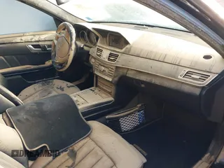 2014 Mercedes-Benz E 550 Sport with VIN WDDHF9BB4EA976083, listed as a IAAI auction lot 41166237 with Not Provided miles and . Bid and sale history available at DreamBid. Image 5.