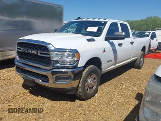 2022 Ram 2500 Tradesman z VIN 3C6UR5HL0NG202656, wystawiony jako IAAI lot #41975177 z przebiegiem 106 185 mil mil oraz . Historia ofert i sprzedaży dostępna na DreamBid. Obrazek 18.