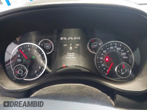 2021 Ram 1500 Big Horn z VIN 1C6SRFBTXMN537368, wystawiony jako IAAI lot #42183805 z przebiegiem 66 844 mil mil oraz . Historia ofert i sprzedaży dostępna na DreamBid. Obrazek 7.