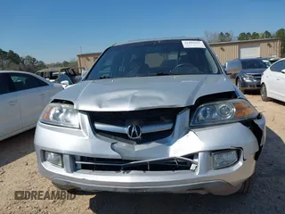 2005 Acura MDX with VIN 2HNYD18265H557625, listed as a IAAI auction lot 41898001 with 192,544 mi miles. Bid and sale history available at carsss.com. Image 12.