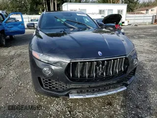 2017 Maserati Levante S z VIN ZN661YUL2HX236211, wystawiony jako Copart lot #45689735 z przebiegiem 73 318 mil mil oraz Szkoda całkowita • Salvage title. Historia ofert i sprzedaży dostępna na DreamBid. Obrazek 11.