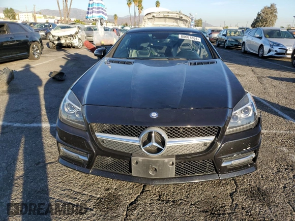 2015 Mercedes-Benz SLK-Class SLK 350 with VIN WDDPK5HA4FF100858, listed as a Copart auction lot 80667864 with 101,052 mi miles and Salvage Title. Bid and sale history available at carsss.com. Image 5.