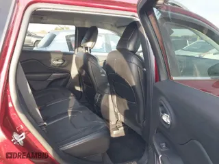 2019 Jeep Cherokee Limited with VIN 1C4PJMDX6KD227778, listed as a IAAI auction lot 41597075 with 48,010 mi miles. Bid and sale history available at carsss.com. Image 8.