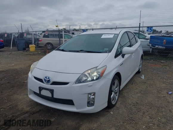2010 Toyota Prius II with VIN JTDKN3DU5A0054601, listed as a IAAI auction lot 41670677 with 117,321 mi miles. Bid and sale history available at carsss.com. Image 2.