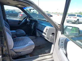 1995 Jeep Grand Cherokee Laredo с VIN 1J4GZ58Y4SC782987, выставлен на аукционе IAAI как лот 42305178 с пробегом 175 086 миль миль и . История ставок и продаж доступна на DreamBid. Изображение 5.
