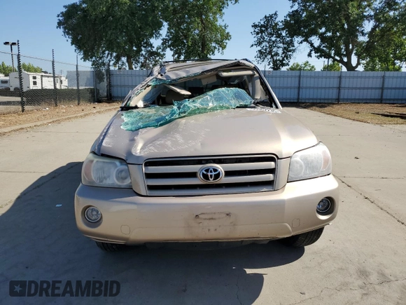 2005 Toyota Highlander with VIN JTEEP21A950069194, listed as a Copart auction lot 55362235 with 160,270 mi miles and Salvage Title. Bid and sale history available at DreamBid. Image 5.