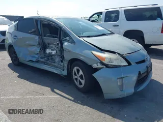 2015 Toyota Prius Four with VIN JTDKN3DU5F1961737, listed as a IAAI auction lot 42082317 with 253,254 mi miles. Bid and sale history available at carsss.com. Image 1.