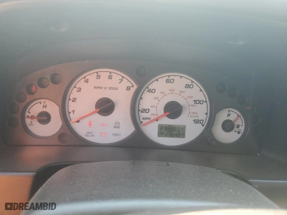2003 Ford Escape XLS Popular with VIN 1FMYU92133KC05088, listed as a Copart auction lot 46972905 with 176,497 mi miles and Salvage Title. Bid and sale history available at carsss.com. Image 9.