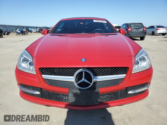 2016 Mercedes-Benz SLK 300 z VIN WDDPK3JAXGF119298, wystawiony jako Copart lot #43437575 z przebiegiem 28 940 mil mil oraz Szkoda całkowita • Salvage title. Historia ofert i sprzedaży dostępna na DreamBid. Obrazek 5.
