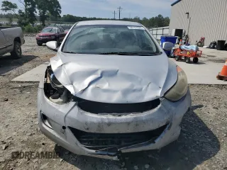2013 Hyundai Elantra GLS z VIN KMHDH4AE8DU554215, wystawiony jako Copart lot #58157285 z przebiegiem 224 112 mil mil oraz Szkoda całkowita • Salvage title. Historia ofert i sprzedaży dostępna na DreamBid. Obrazek 5.