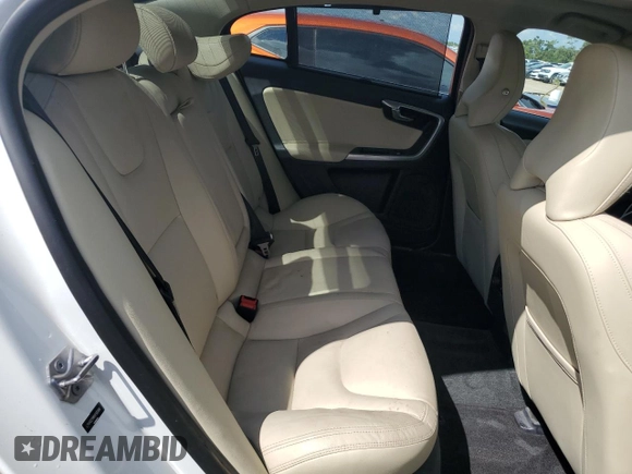 2017 Volvo S60 Inscription Platinum with VIN LYV402TM6HB195886, listed as a Copart auction lot 73937104 with 0 mi miles and Non Repairable. Bid and sale history available at carsss.com. Image 10.