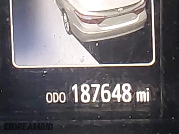 2015 Toyota Camry XLE with VIN 4T1BF1FK0FU110663, listed as a IAAI auction lot 41931382 with 187,648 mi miles. Bid and sale history available at carsss.com. Image 14.
