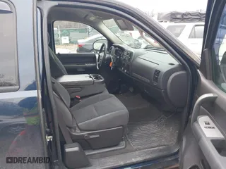 2008 Chevrolet Silverado 1500 LT w/1LT with VIN 2GCEC19J081227980, listed as a IAAI auction lot 41432542 with 199,275 mi miles. Bid and sale history available at carsss.com. Image 5.