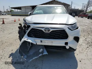 2022 Toyota Highlander L with VIN 5TDCZRAH8NS559649, listed as a Copart auction lot 48995005 with 51,958 mi miles and Salvage title. Bid and sale history available at DreamBid. Image 5.