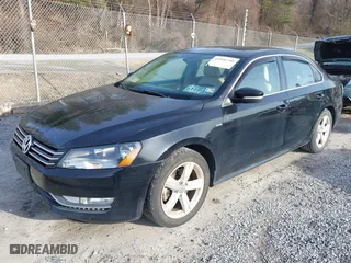 2015 Volkswagen Passat 1.8T Limited Edition with VIN 1VWAS7A32FC105305, listed as a IAAI auction lot 41046740 with 106,753 mi miles. Bid and sale history available at carsss.com. Image 17.