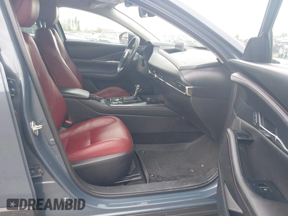 2022 Mazda CX-30 S Carbon Edition with VIN 3MVDMBCL6NM431985, listed as a IAAI auction lot 42610558 with Not provided miles and . Bid and sale history available at DreamBid. Image 5.
