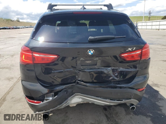 2017 BMW X1 xDrive28i with VIN WBXHT3Z38H4A58005, listed as a Copart auction lot 55837805 with 50,318 mi miles and Salvage title. Bid and sale history available at DreamBid. Image 6.
