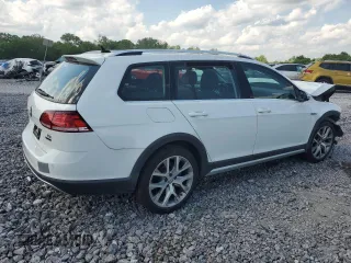 2018 Volkswagen Golf S с VIN 3VWH17AU4JM762558, выставлен на аукционе Copart как лот 54882405 с пробегом 39 266 миль миль и Списание • Salvage title. История ставок и продаж доступна на DreamBid. Изображение 3.