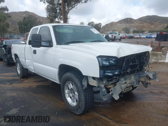 2004 Chevrolet Silverado 1500 with VIN 1GCEK19T14E108929, listed as a IAAI auction lot 41554679 with 225,282 mi miles and . Bid and sale history available at DreamBid. Image 1.